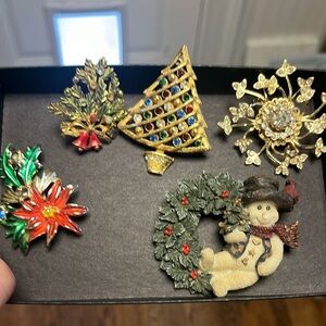 Bundle Christmas pins